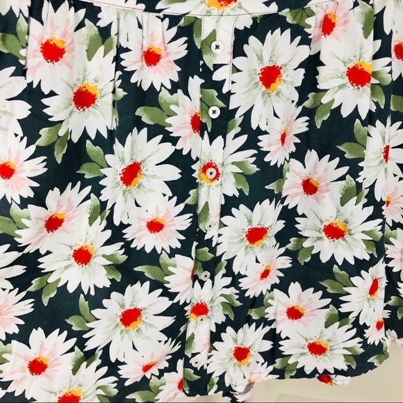 Hollister Cottage floral white daisies button skirt flowy soft womens sz Large - Picture 4 of 5